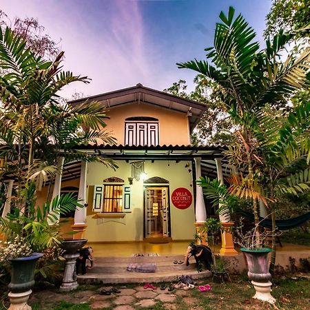 Coconut Villa ミディガマ・イースト エクステリア 写真